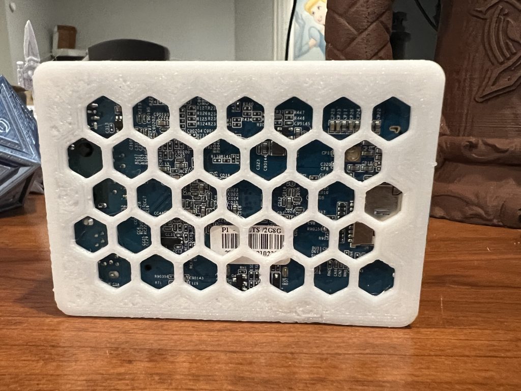An orange pi 3 lts in a case